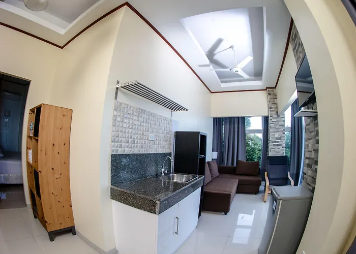 Seafari Resort